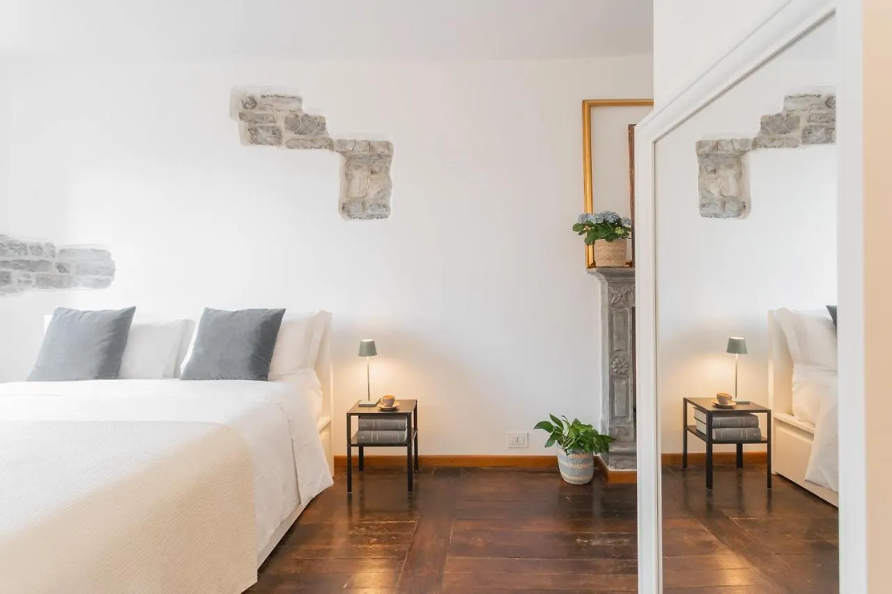 Emily'S Holiday House - Authentic Lake Como By Rent All Como Torno 0*,  Italië